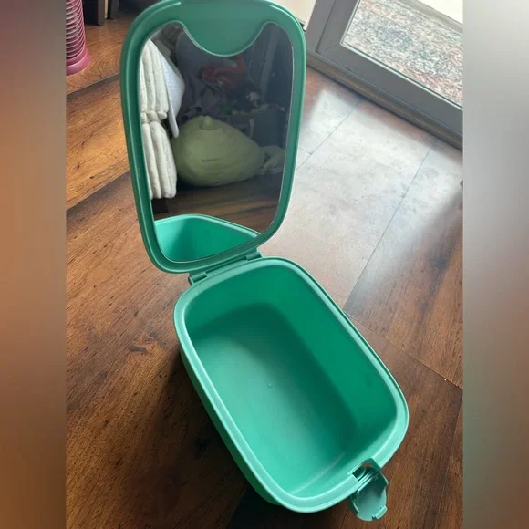 Caboodles On-The-Go Girl Classic Case โ Mint Green ๐ - Picture 3 of 8